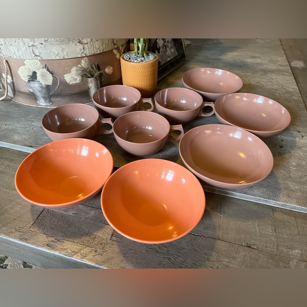 9pc. Vintage Melmac Cup Saucer Set Brown - pink Melamine coffee mug tea lot